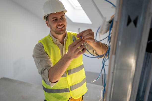 Best Affordable Electrician  in Universal City, TX